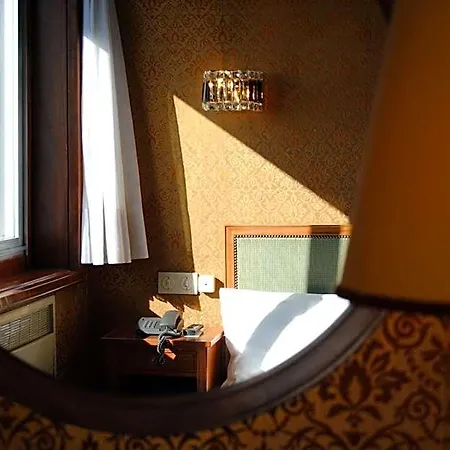 Miradouro Hotel 2*